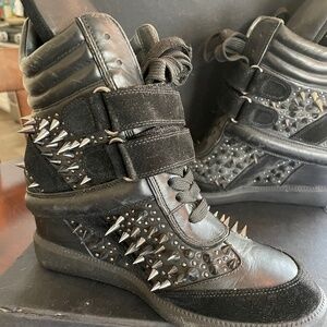 Monika Chiang Artemys Black spiked wedge shoes